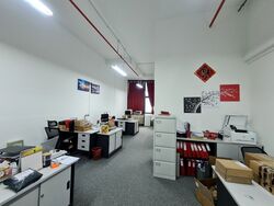 Oxley Bizhub (D14), Shop House #453529471